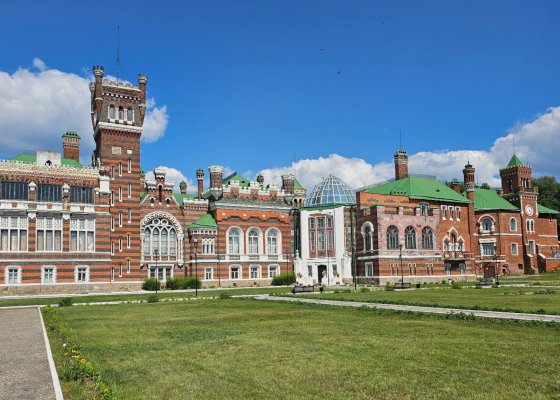 Экскурсия в замок Шереметева